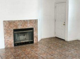 379 Riverside Dr, Woodland, CA 95695