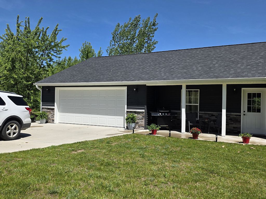 1009 Par Dr - Property Image