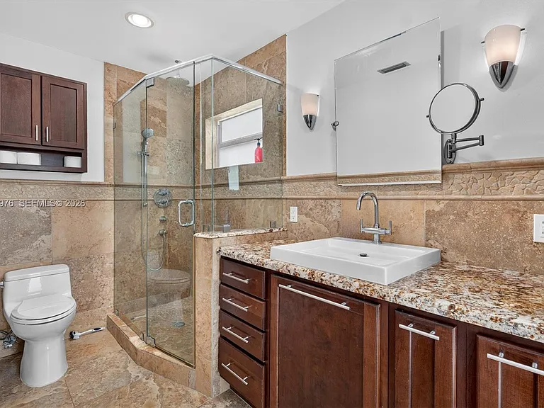 16840 SW 87th Ave — Photo 55