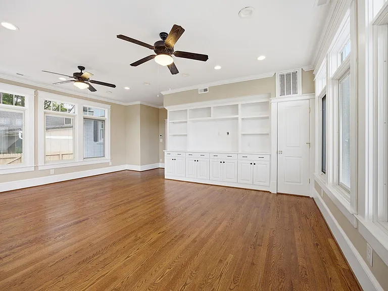 2203 Saint Marys St — Photo 25