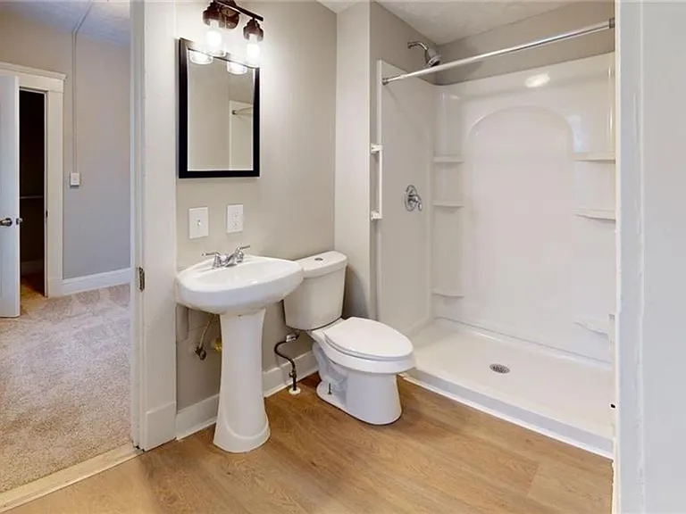 7803 Dearborn Ave — Photo 13
