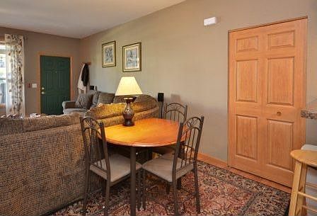 4th image of 450 N Silverbrook Dr Unit 102