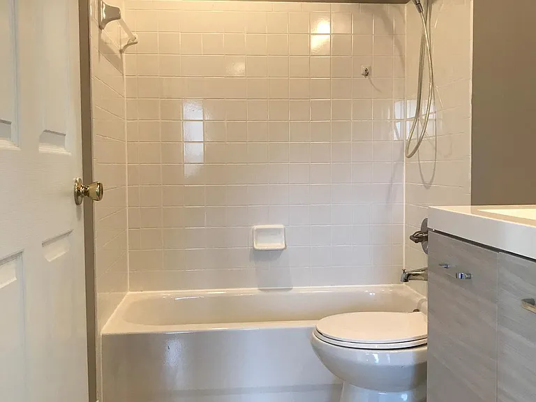 13304 Kilmarnock Way #4-C — Photo 21