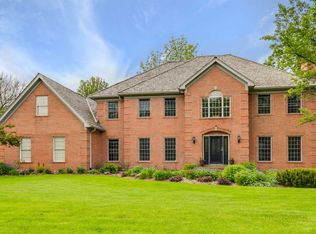 28389 W Heritage Oak Rd, Barrington, IL 60010