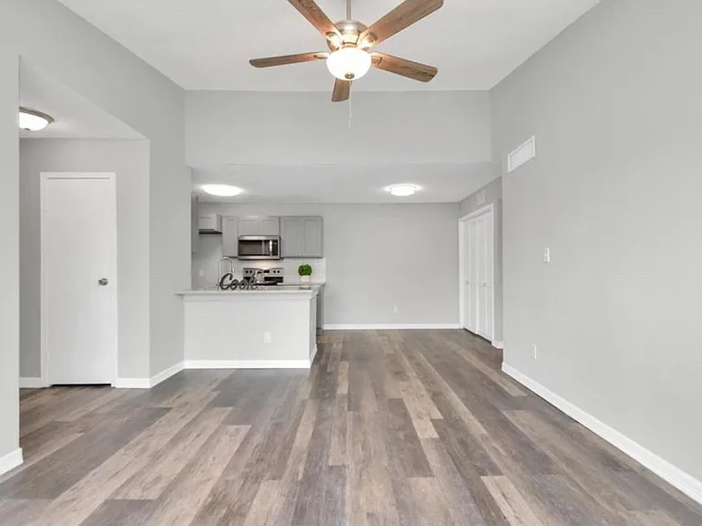 10101 S Gessner Rd #811 — Photo 14