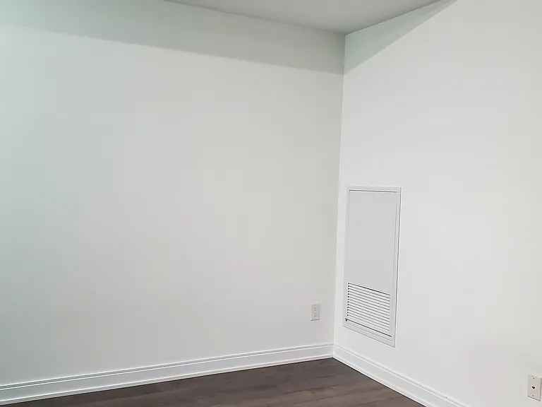 42 Charles St E #501 — Photo 6