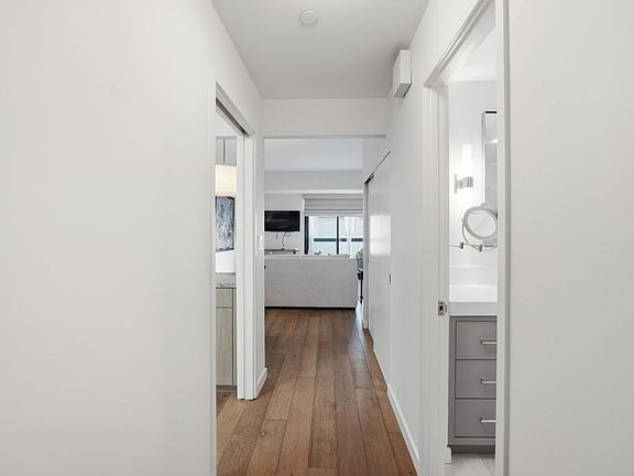 3rd image of 1 Daniel Burnham Ct APT 307
