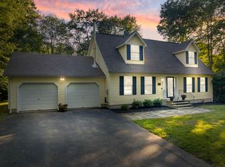 1318 Old Colchester Rd, Oakdale, CT 06370