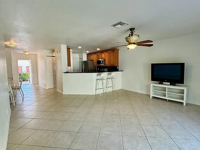 22162 Majestic Woods Way — Photo 5