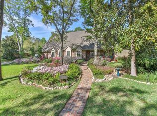 203 Stoney Creek Dr, Houston, TX 77024