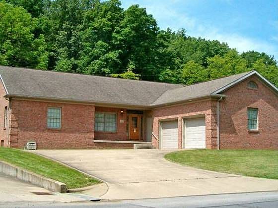 1st image of 3005 Fairview Ave