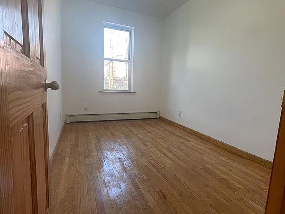 4th image of 55-26 138th St Floor 1