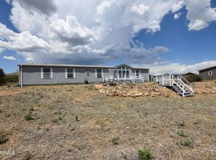 17320 E Leprechaun Rd, Dewey, AZ 86327