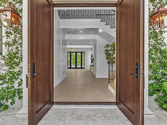 4th image of 3408 Washington Road