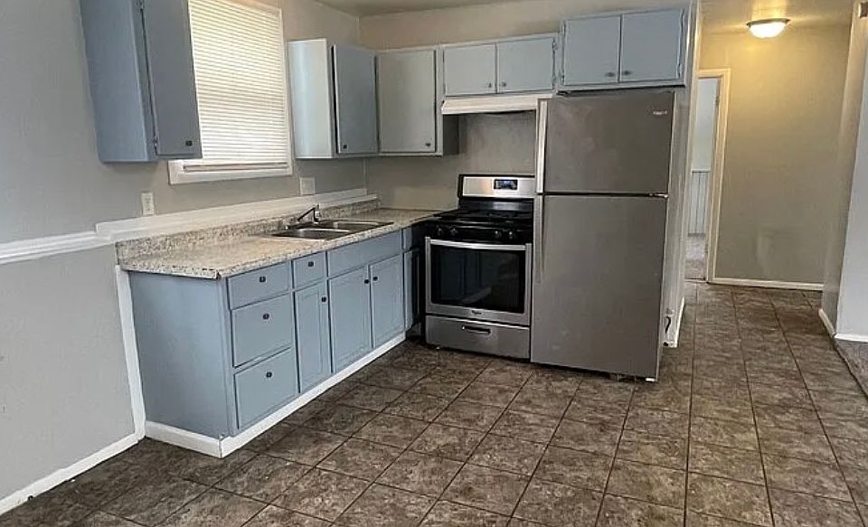 1st image of 502 Arctic St APT 1