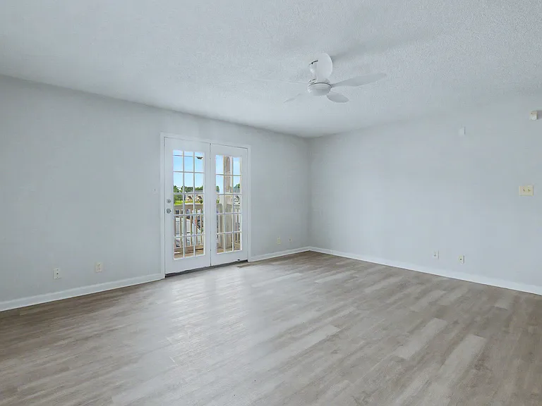 410 Jack Miller Blvd #A — Photo 8
