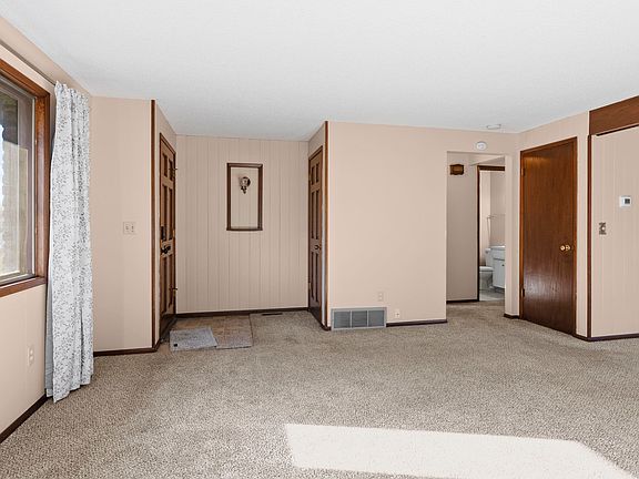 4th image of 5534 N Driscoll Blvd