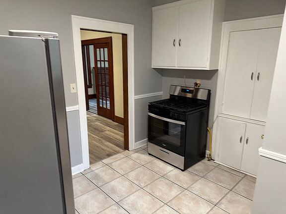 5th image of 1411 17th St NW #1