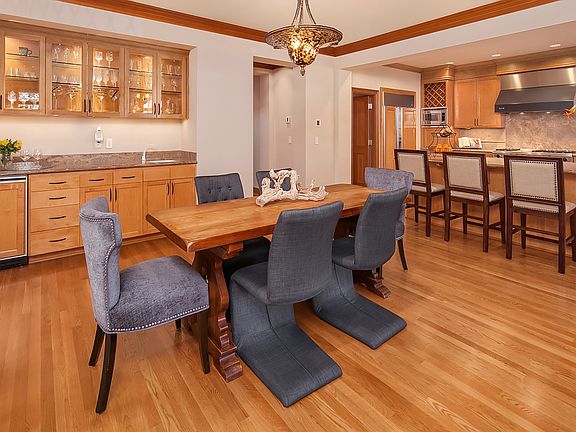 5th image of 10107 NE 66th Ln