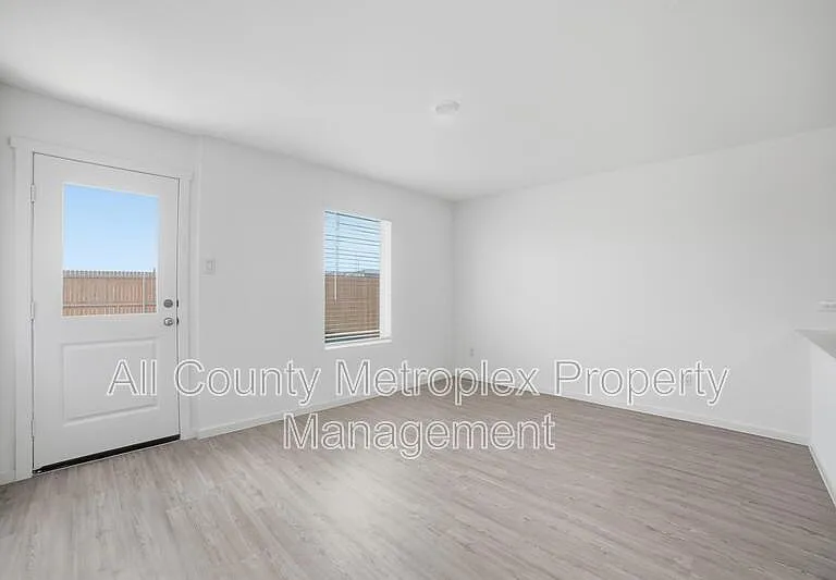 6225 Kingfisher Way — Photo 11