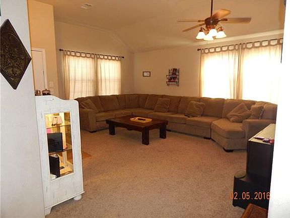 4th image of 137 Hickory Creek Dr