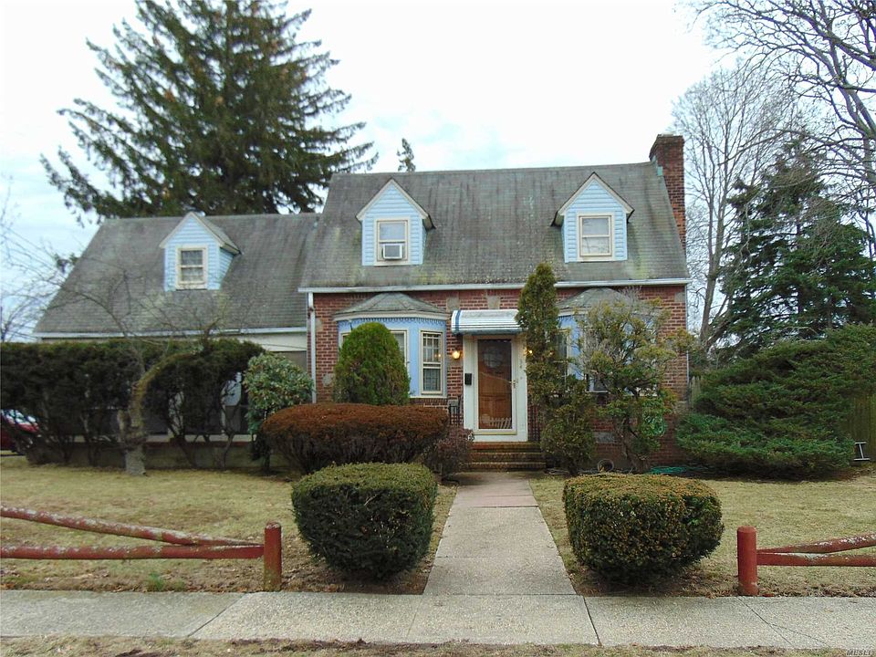 1st image of 34 Narwood Ave