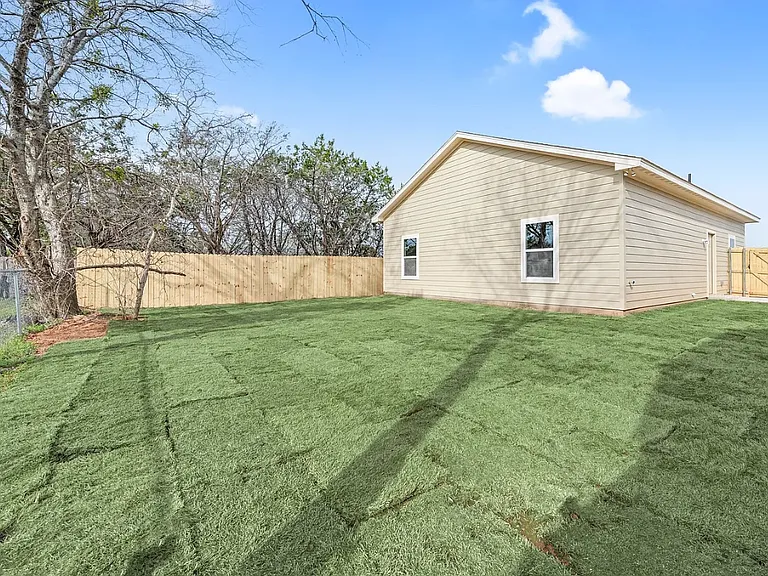 9072 Brazos River Dr — Photo 14