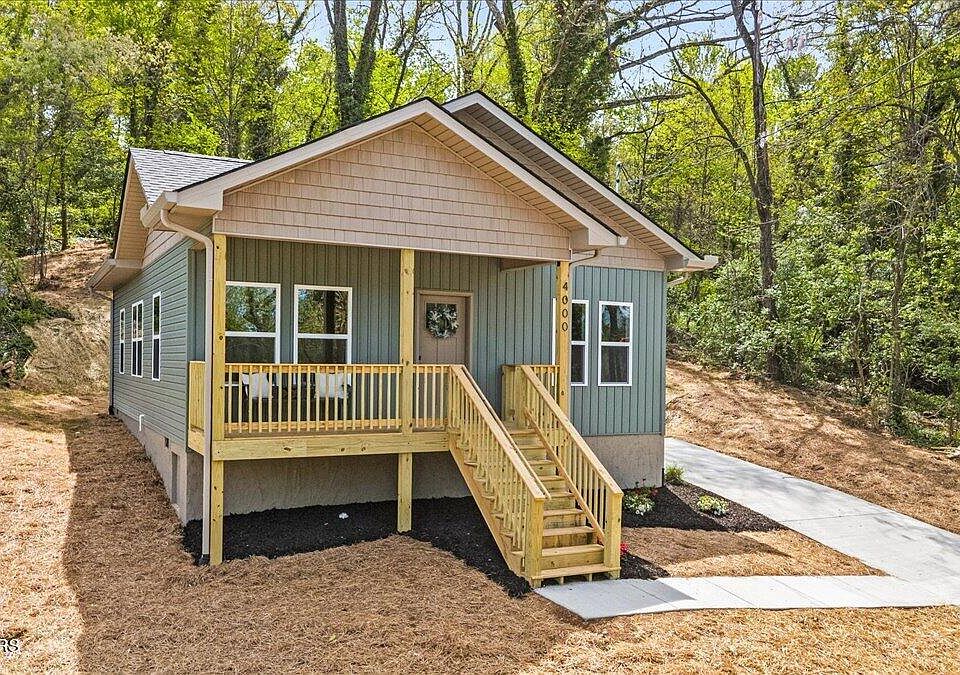 1st image of 4000 Lilac Ave