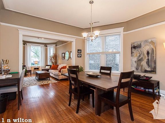 2nd image of 3811 N Wilton Ave #811