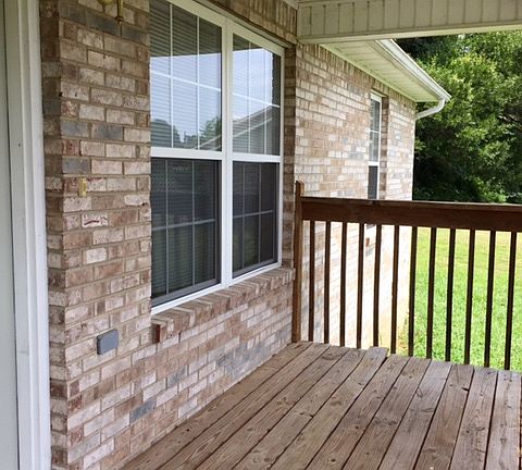 3rd image of 906 Stacy Cir