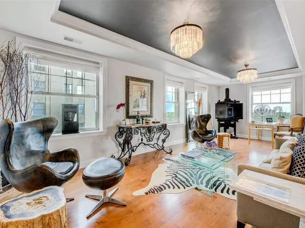 232 N Kingshighway Blvd APT 1202, Saint Louis, MO 63108