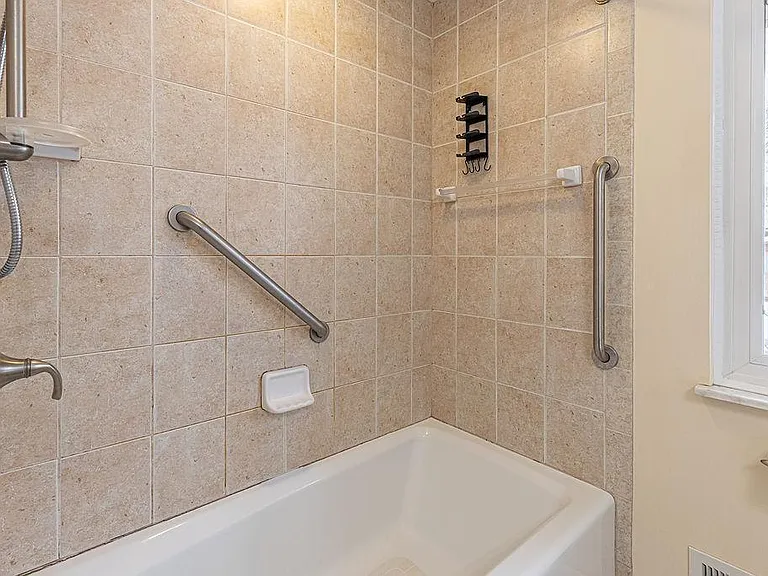 4121 Barbara Dr — Photo 27