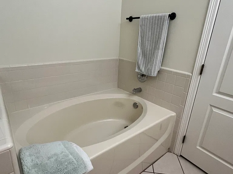 36 Torrey Pines Rd — Photo 10