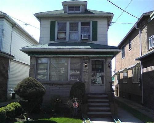 1st image of 2218 E 12th St