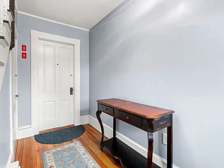 5 Lafayette Rd #1 — Photo 4