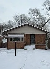 15537 Ashland Ave photo 1