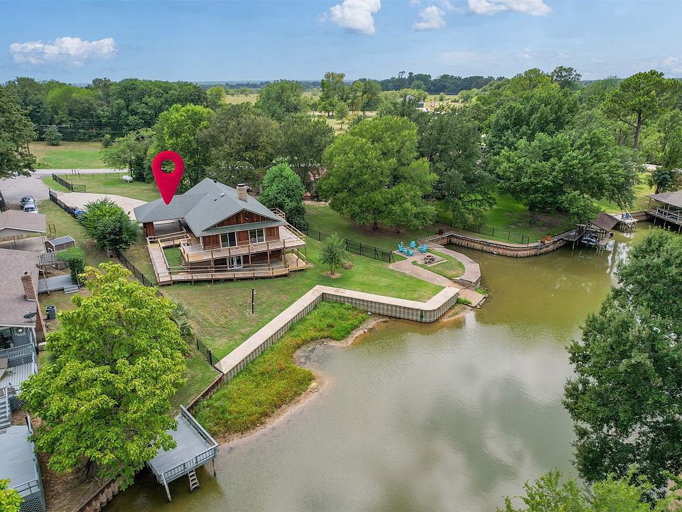 1st image of 101 Royal Cir