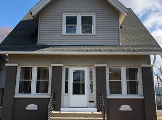 174 Grand Ave, Hartford, WI 53027