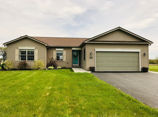 5221 Subbera Rd, Lockport, NY 14094