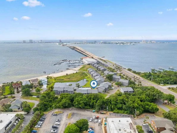 200 Pensacola Beach Rd APT F4, Gulf Breeze, FL 32561