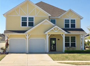 9000 Blackstone Dr, Aubrey, TX 76227