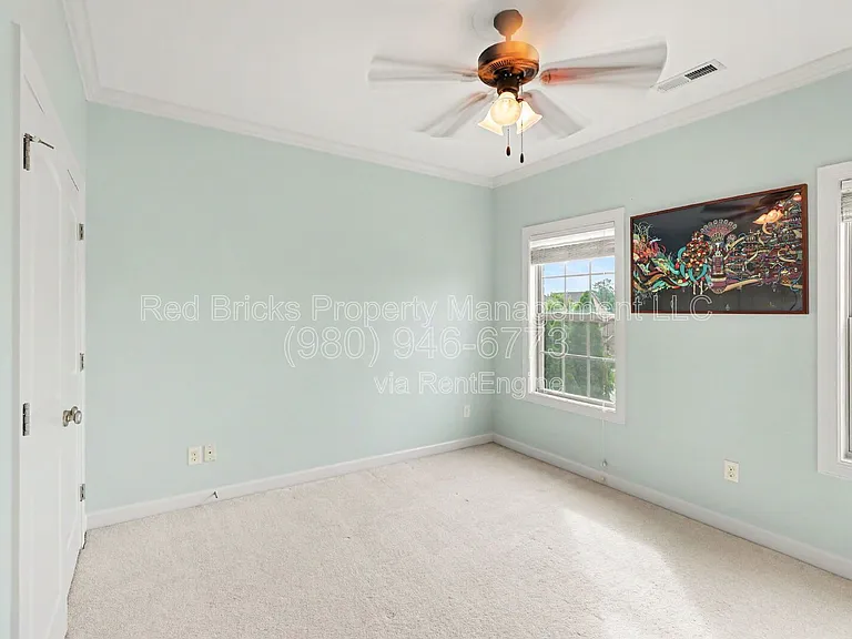 10644 Euclid Ave NW — Photo 27