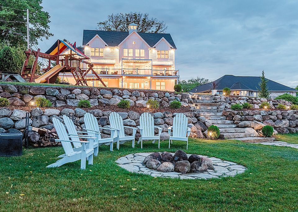 N37W26633 Kopmeier Dr, Pewaukee, WI 53072 Zillow