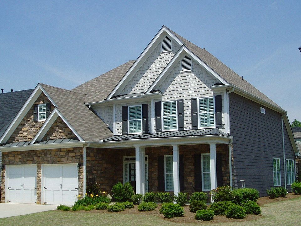 3 yrs young, 4 Bdrms, 3.5 Baths, Lots of great enhancements