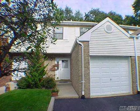 1487 William St photo 1
