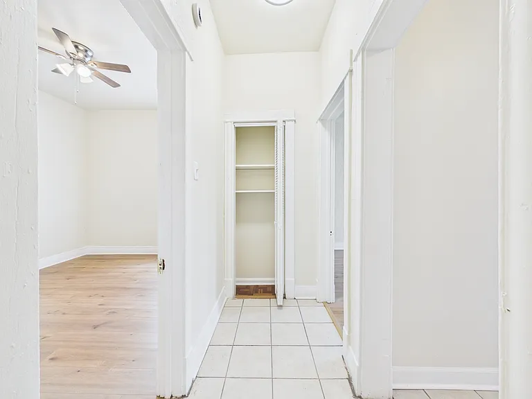 5328 S Calumet Ave #1R — Photo 9