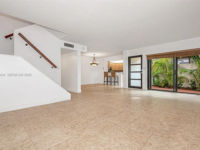 4700 SW 67th Ave #P8 — Photo 11