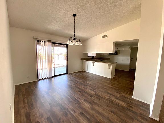 4th image of 13337 E Avenue W