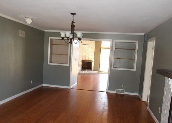 3rd image of 13 Southern Dr