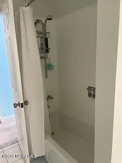 3 Bath Ave — Photo 36